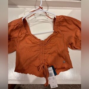 Crop top